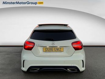 Mercedes-Benz A Class A 200 D AMG LINE PREMIUM + A