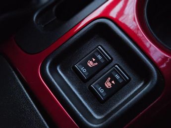 Nissan Juke 1.6 Tekna XTRON Euro 6 5dr