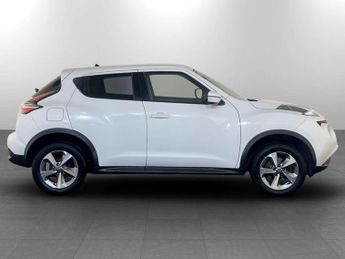 Nissan Juke 1.6 Acenta SUV 5dr Petrol XTRON Euro 6 (117 ps)
