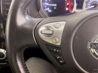 Nissan Juke 1.6 Acenta SUV 5dr Petrol XTRON Euro 6 (117 ps)