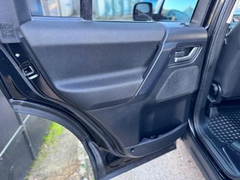 Land Rover Freelander 2 2.2 TD4 Black and White CommandShift 4WD Euro 5 5dr
