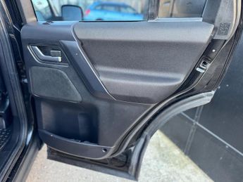 Land Rover Freelander 2 2.2 TD4 Black and White CommandShift 4WD Euro 5 5dr