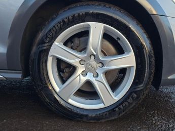Audi A6 Allroad 3.0 TDI V6 S Tronic quattro Euro 6 (s/s) 5dr