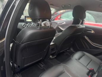 Mercedes-Benz A Class 1.6 A180 SE 7G-DCT Euro 6 (s/s) 5dr