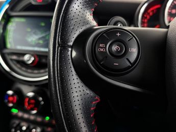 MINI Convertible 2.0 Cooper S Auto Euro 6 (s/s) 2dr