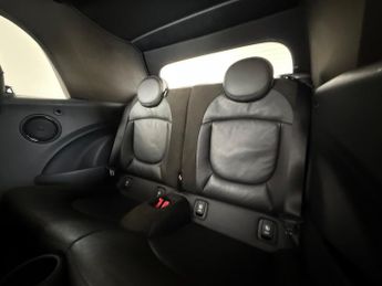 MINI Convertible 2.0 Cooper S Auto Euro 6 (s/s) 2dr