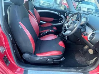 MINI Hatch 1.6 Cooper Steptronic Euro 4 3dr