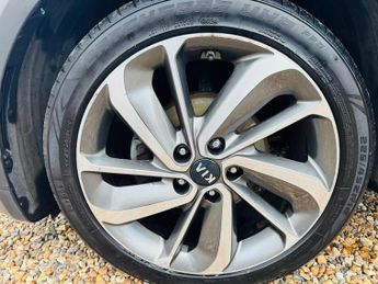 Kia Niro 1.6h GDi 3 DCT Euro 6 (s/s) 5dr ( 16in Alloy)