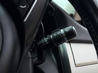 Jaguar XF 2.0d Portfolio Auto Euro 6 (s/s) 4dr