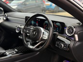 Mercedes-Benz CLA 1.3 CLA250e 15.6kWh AMG Line (Premium) Coupe 8G-DCT Euro 6 (s/s)