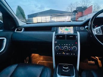 Land Rover Discovery Sport 2.0 TD4 HSE Black Auto 4WD Euro 6 (s/s) 5dr