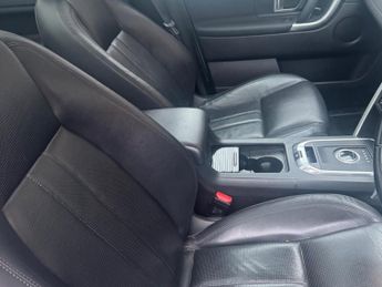 Land Rover Discovery Sport 2.0 TD4 HSE Black Auto 4WD Euro 6 (s/s) 5dr