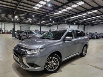 Mitsubishi Outlander 2.4h TwinMotor 13.8kWh Design CVT 4WD Euro 6 (s/s) 5dr