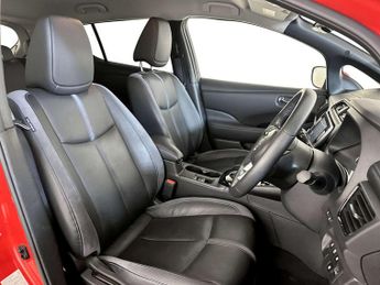 Nissan Leaf 39kWh Tekna Hatchback 5dr Electric Auto (150 ps)