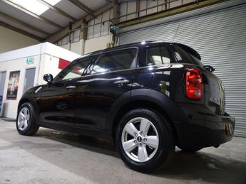 MINI Countryman 1.6 One Auto Euro 6 5dr