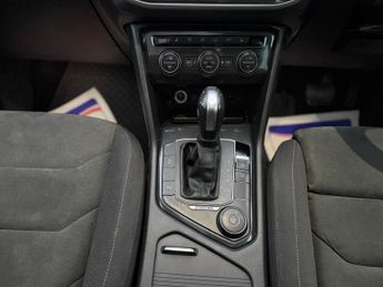 Volkswagen Tiguan 2.0 TDI SEL DSG 4Motion Euro 6 (s/s) 5dr