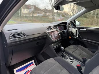 Volkswagen Tiguan 2.0 TDI SEL DSG 4Motion Euro 6 (s/s) 5dr