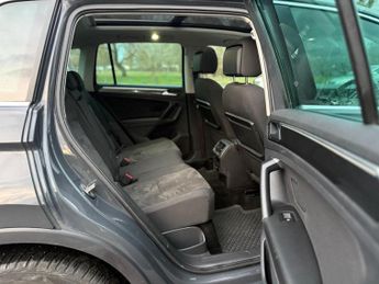 Volkswagen Tiguan 2.0 TDI SEL DSG 4Motion Euro 6 (s/s) 5dr