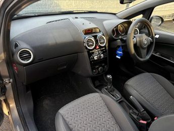 Vauxhall Corsa 1.4 16V SE Auto Euro 5 5dr