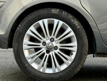 Vauxhall Corsa 1.4 16V SE Auto Euro 5 5dr