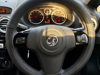 Vauxhall Corsa 1.4 16V SE Auto Euro 5 5dr