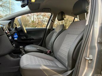 Vauxhall Corsa 1.4 16V SE Auto Euro 5 5dr