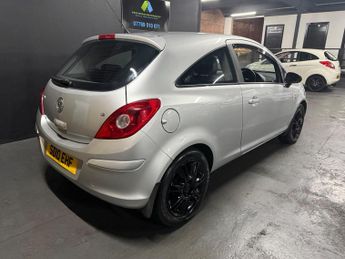 Vauxhall Corsa 1.2i 16v SE 3dr (a/c)