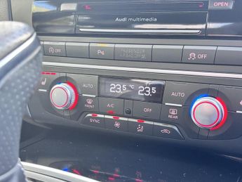 AUDI A6 SALOON 2.0 TDI ultra Black Edition