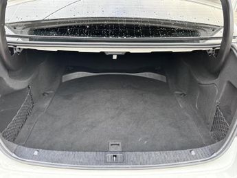 MERCEDES-BENZ E CLASS 1.8 E250 CGI BlueEfficiency Sport