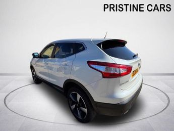 Nissan Qashqai 1.2 DIG-T N-Connecta XTRON 2WD Euro 6 (s/s) 5dr