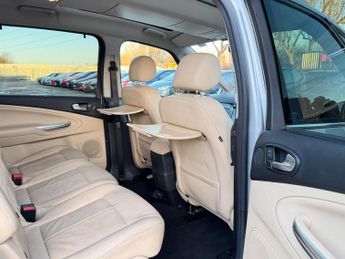 Ford Galaxy 2.2 TDCi Titanium X Auto Euro 5 5dr