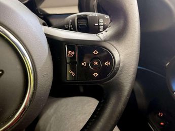 MINI Electric Hatch Cooper SE 32.6kWh Level 2 Hatchback 3dr Electric Auto (184 ps)