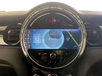 MINI Electric Hatch Cooper SE 32.6kWh Level 2 Hatchback 3dr Electric Auto (184 ps)