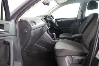 Volkswagen Tiguan 1.4 TSI 13kWh Life DSG Euro 6 (s/s) 5dr