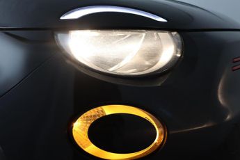 Fiat 500e C 42kWh RED Auto 2dr