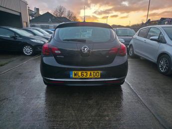 Vauxhall Astra 1.6 16v SRi Auto Euro 5 5dr