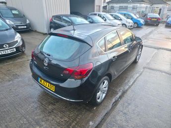 Vauxhall Astra 1.6 16v SRi Auto Euro 5 5dr