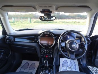 MINI Hatch 1.5 Cooper Classic Steptronic Euro 6 (s/s) 3dr