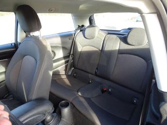 MINI Hatch 1.5 Cooper Classic Steptronic Euro 6 (s/s) 3dr