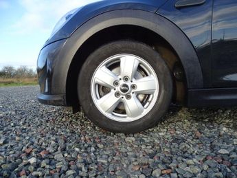 MINI Hatch 1.5 Cooper Classic Steptronic Euro 6 (s/s) 3dr