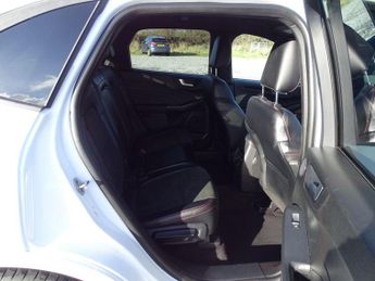 Ford Kuga 2.5h Duratec ST-Line Edition CVT Euro 6 (s/s) 5dr