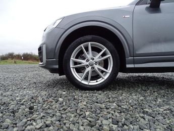 Audi Q2 1.4 TFSI CoD S line S Tronic Euro 6 (s/s) 5dr