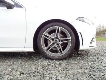 Mercedes-Benz A Class 1.5 A180d AMG Line (Executive) 7G-DCT Euro 6 (s/s) 5dr
