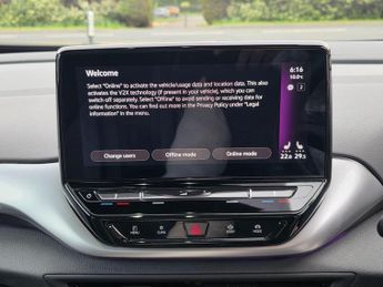Volkswagen ID.4 Pure 52kWh Life Auto 5dr