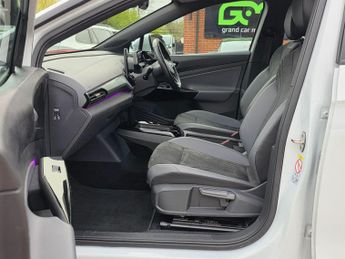Volkswagen ID.4 Pure 52kWh Life Auto 5dr