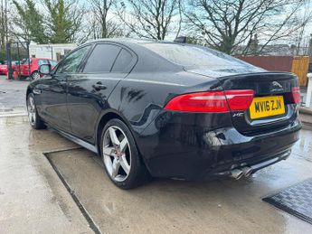 Jaguar XE 2.0d R-Sport Auto AWD Euro 6 (s/s) 4dr