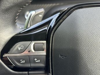 Peugeot 2008 1.2 PureTech Allure Premium + EAT Euro 6 (s/s) 5dr