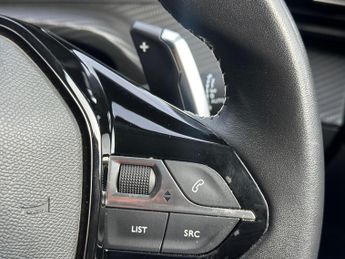 Peugeot 2008 1.2 PureTech Allure Premium + EAT Euro 6 (s/s) 5dr