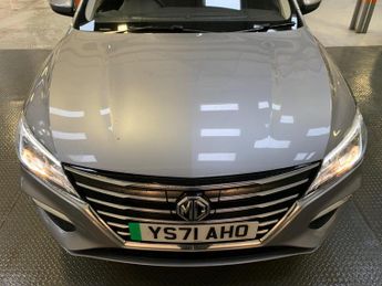 MG MG5 61.1kWh Excite Long Range Auto 5dr