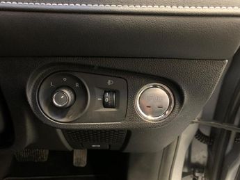 MG MG5 61.1kWh Excite Long Range Auto 5dr